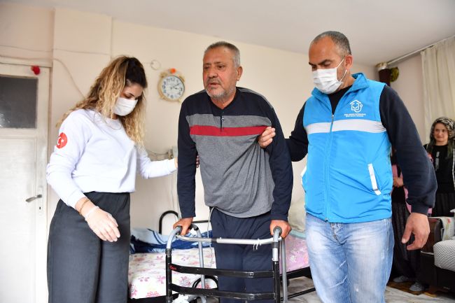 Büyükşehir Cevdet Amca’yı yalnız bırakmadı