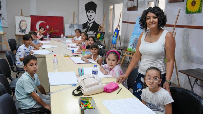 Tarsus Belediyesinin ücretsiz yaz kursları başladı