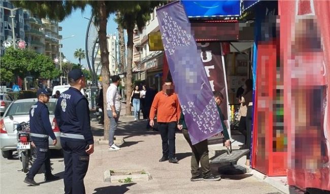 Tarsus’ta Kaldırım İşgaline Geçit Yok