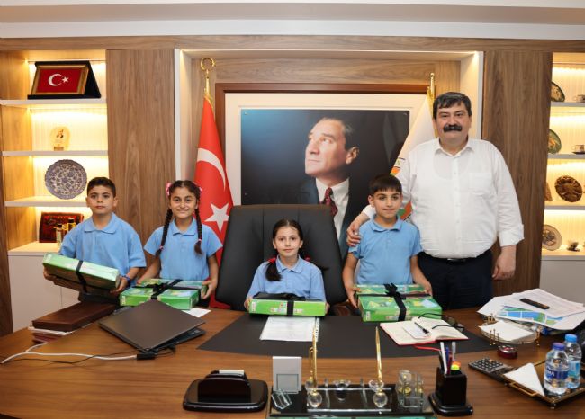 Başkan Yıldız, 23 Nisan’da koltuğunu minik Eylül’e bıraktı