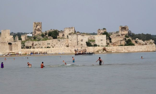Sakinliği sevenler için Kızkalesi'nin en güzel zamanı