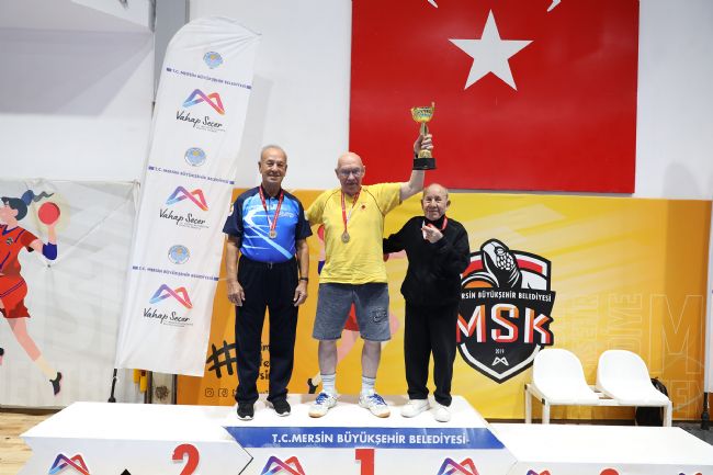 Mersin 3. Veteranlar Masa Tenisi Turnuvası sona erdi