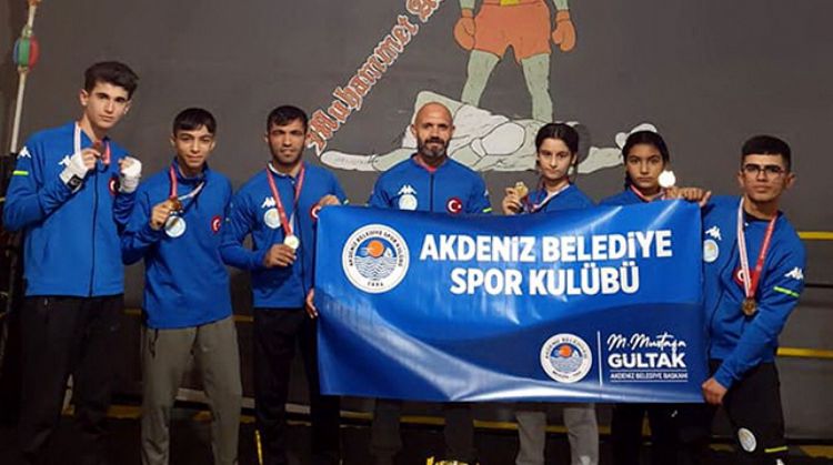 AKDENİZ SPORCULARI 6 MADALYA KAZANDI