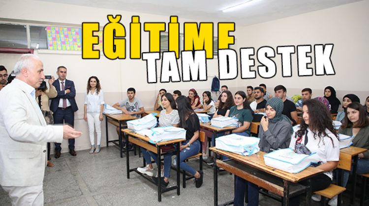 AKDENİZ GENÇLERİ YALNIZ BIRAKMIYOR