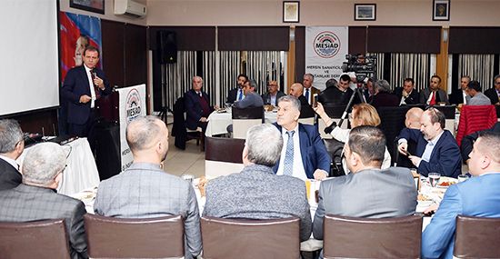 İŞ DÜNYASI BAŞKANLARLA BULUŞTU