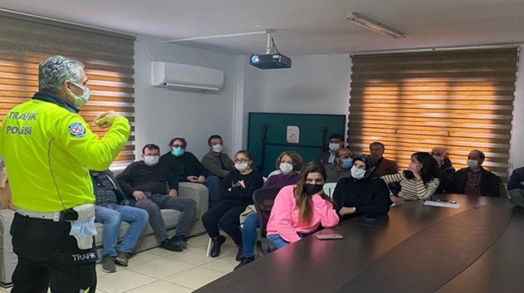 ÇOCUK EVLERİ ÇALIŞANLARINA TRAFİK EĞİTİMİ