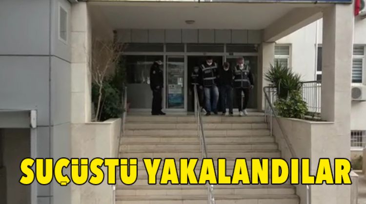 DOLANDIRICILAR KENDİLERİNİ SAVCI VE POLİS DİYEREK TANITMIŞLAR