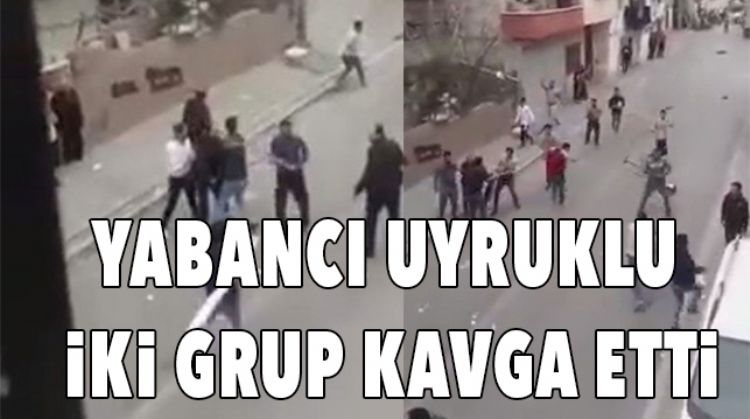 TAŞ VE SOPA İLE KAVGA ETTİLER