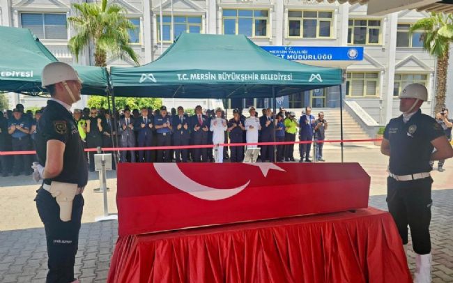 Görevi başında kalp krizi geçiren polis memuru şehit oldu