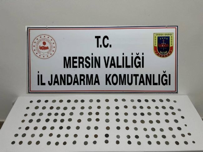 Çok sayıda tarihi eser ele geçirildi, 2 şüpheli yakalandı