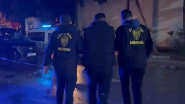 99 yıl kesinleşmiş hapis cezasıyla aranan şahıs Mersin'de yakalandı