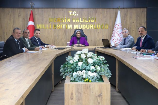 Durmuş, Kurum Amirleriyle Buluştu