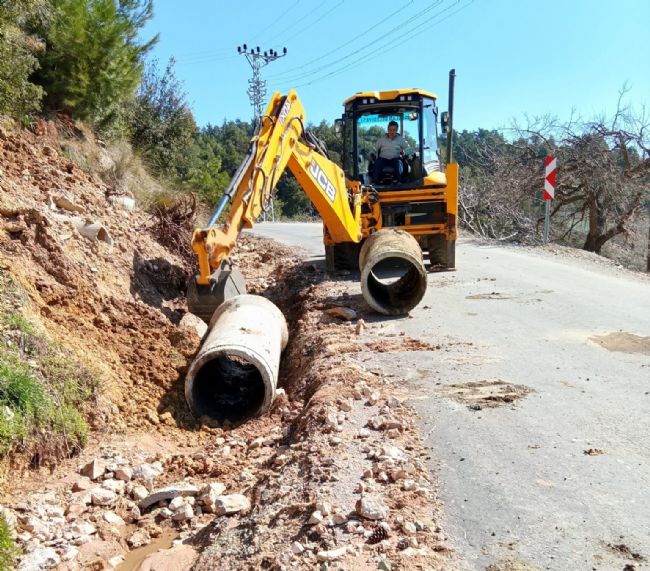 TOROSLAR BELEDİYESİ YAYLALARDA HİZMET ATAĞINI SÜRDÜRÜYOR