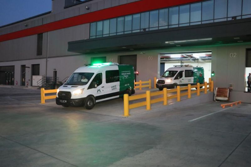 Girne'deki feribot faciasında ölen 2 kişinin cenazesi Mersin'e getirildi