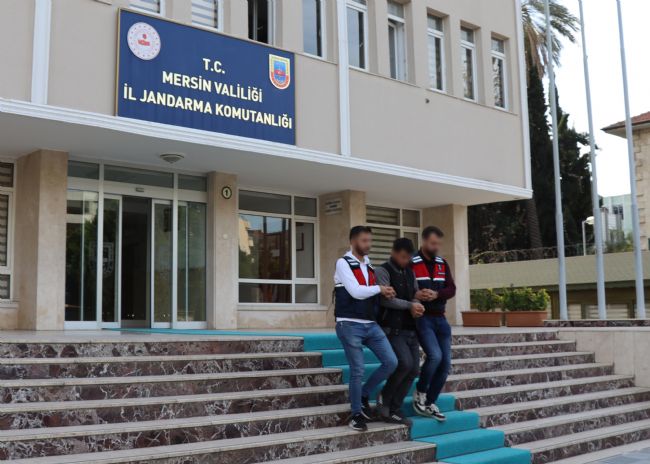 Mersin'de 14 kilo 200 gram skunk ele geçirildi
