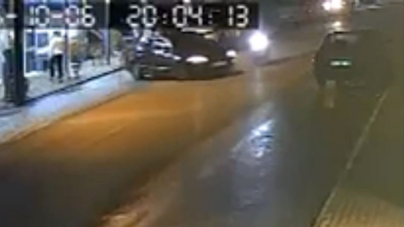 OTOMOBİL İLE ÇARPIŞAN MOTOSİKLETİN SÜRÜCÜSÜ YARALANDI