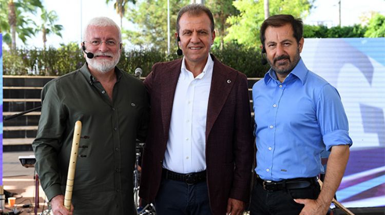 "MERSİN HEM SANATIN HEM DE SANATÇININ KENTİ OLSUN İSTİYORUZ"