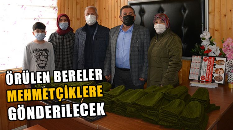 GÜLNAR’LI KADINLAR TARAFINDAN ÖRÜLEN BERELER MEHMETÇİKLERE GÖNDERİLECEK