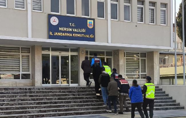 Göçmen Kaçakçılığı Operasyonu; 5 Gözaltı