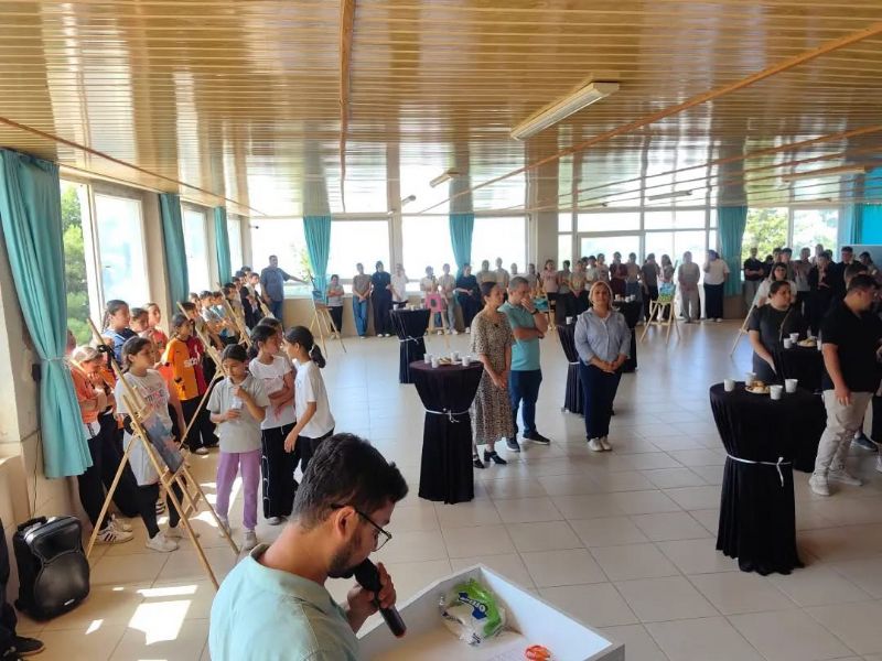 BOZYAZI’DA GENÇ YETENEK ESERLERİNİ SANATSEVERLERLE BULUŞTURDU