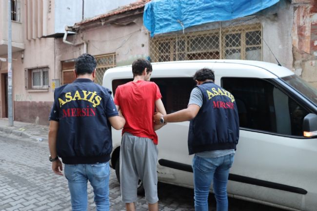 Mersin'de hapis cezasıyla aranan şahıslara eş zamanlı operasyon: 78 gözaltı