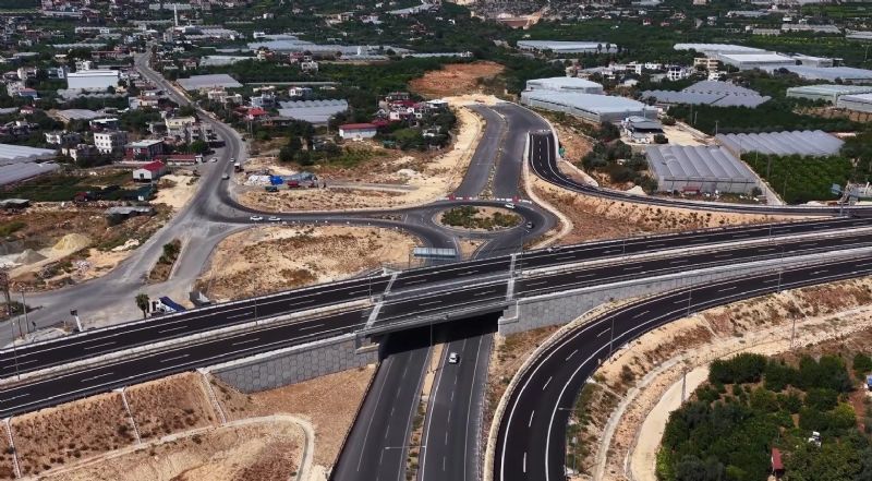 Çeşmeli-Kızkalesi Otoyolu'nda sona doğru