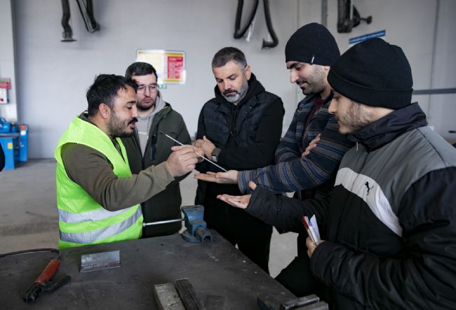 MERCEKLERDEN 5 BİN 500 KİŞİ FAYDALANDI