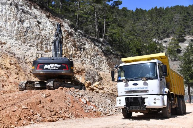 Kent merkezindeki yol kalitesi, kırsala da yansıyor