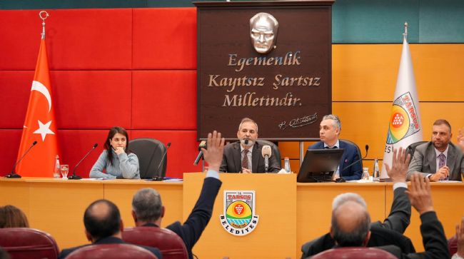 TARSUS'TA OTO GALERİCİLER SİTESİNİN TAŞINMASI MECLİS ÜYELERİNCE REDDEDİLDİ
