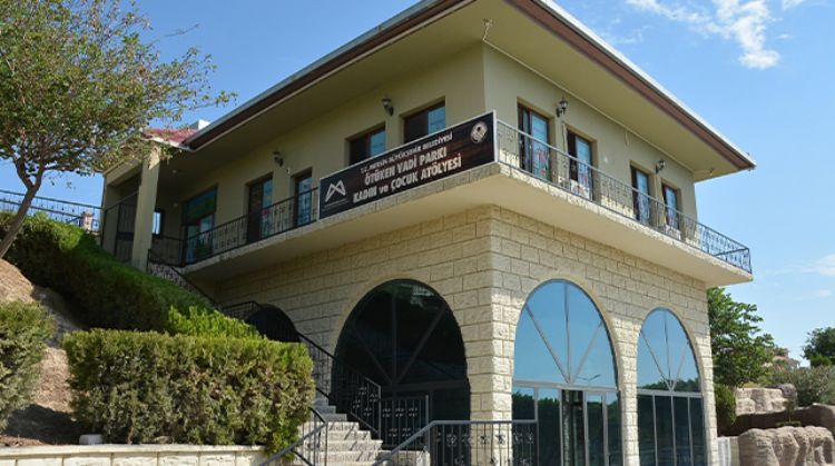 TARSUS'A YENİ BİR OKUMA SALONU KAZANIYOR