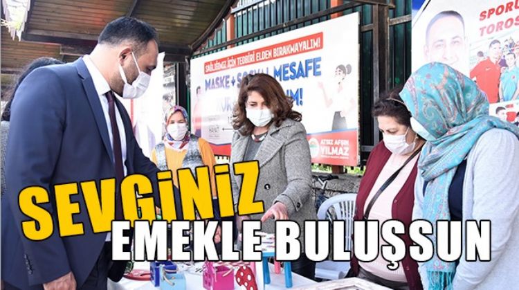 TORTEK KURSİYERLERİ, SEVGİLİLER GÜNÜ İÇİN EL EMEĞİ ÜRÜNLERİNİ SERGİLEDİ