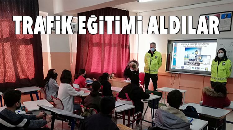 ÖĞRENCİ VE ÖĞRETMENLERE TRAFİK EĞİTİMİ