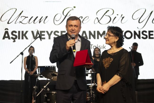 MERSİN BÜYÜKŞEHİR’DEN USTA OZAN ÂŞIK VEYSEL’E VEFA GECESİ
