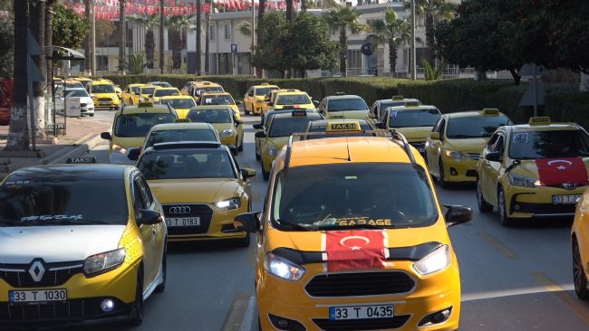 İzmir'de cinayete kurban taksici, Mersin'de 450 taksicinin düzenlediği konvoyla anıldı