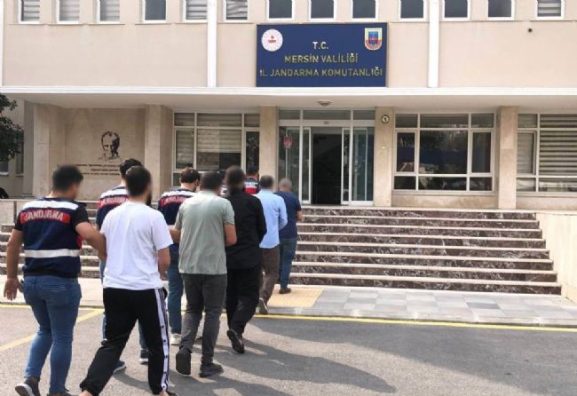 Mersin'de aranan 11 şahıs yakalandı