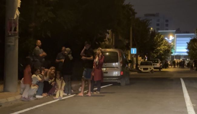 Mersin'de 3,9 büyüklüğünde deprem korkuttu
