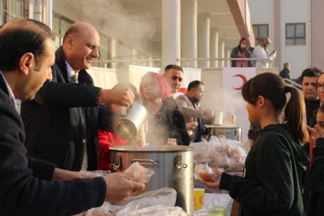 Tarsus’ta öğrencilerle 'Devletin eli sofranın bereketi' buluşması
