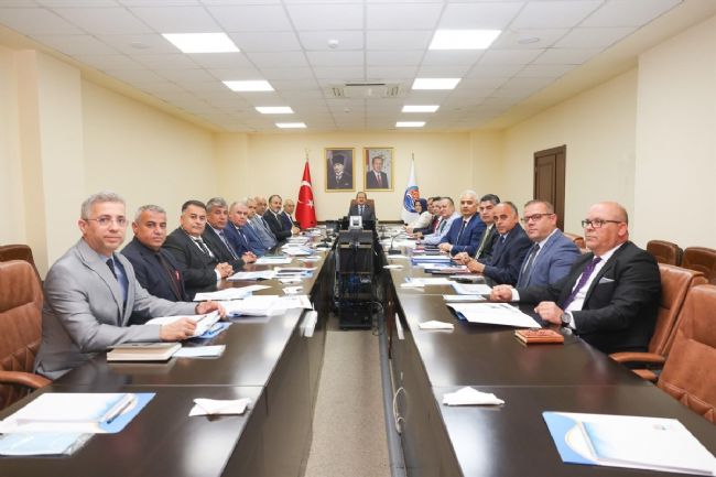 “49 okulumuzdan 44’ünün inşaatını bu yıl içerisinde tamamlamayı planlıyoruz"
