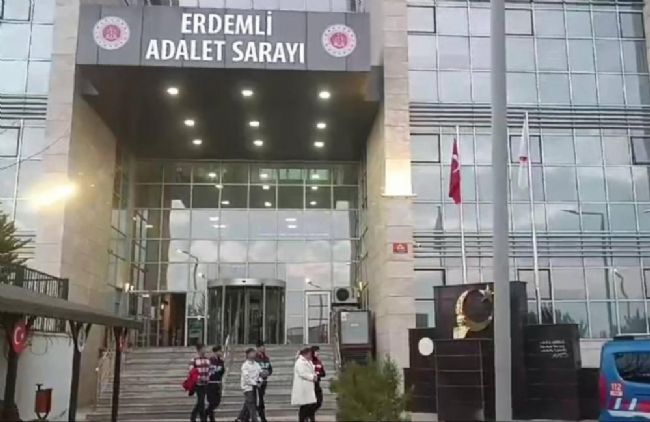Erdemli’de Suç Örgütüne Yönelik Operasyon: 4 Tutuklama