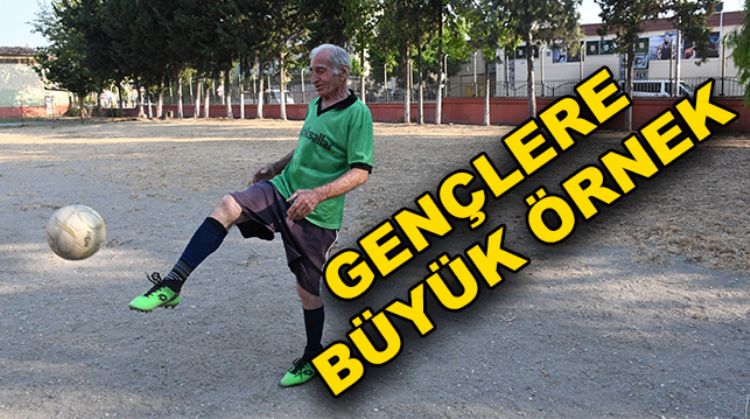 EŞİNİ KAYBEDİNCE TESELLİYİ FUTBOLDA BULDU