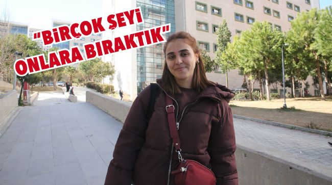 ÜNİVERSİTE ÖĞRENCİLERİ KENDİ MALZEMELERİNİ DEPREMZEDELERE BIRAKIYOR