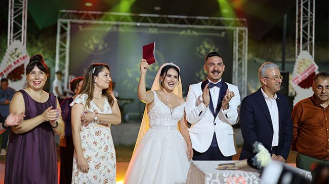 Merve ve İstemihan Can Muhteşem Bir Düğünle Evlendi