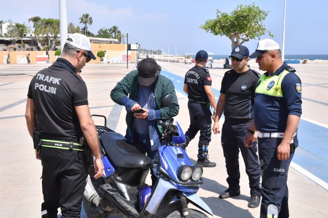 Büyükşehir, kurallara uymayan sürücülere geçit vermiyor