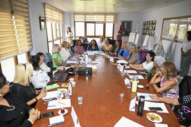 Mersin'de kadınların sözü kent yönetimini şekillendiriyor