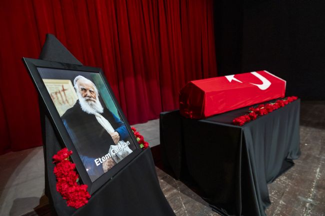Büyük Usta Son Yolculuğuna Uğurlandı