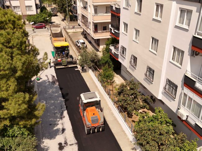 Tarsus’ta yol yenileme çalışmaları hız kesmiyor