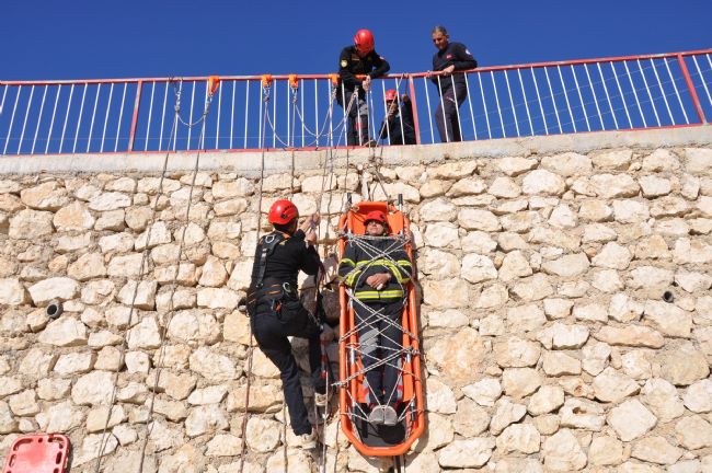 Mersin İtfaiyesi, Tecrübelerini Ermenek’te Paylaşıyor