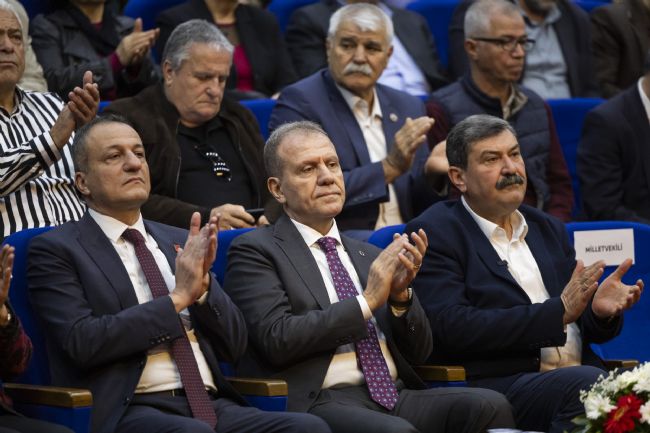 BAŞKAN SEÇER, TOROSLAR BELEDİYESİ’NİN 2. HİZMET YILI DEĞERLENDİRME PROGRAMI’NA KATILDI