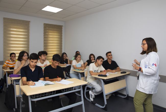 Gençlerin hayali Büyükşehir’le gerçeğe dönüştü