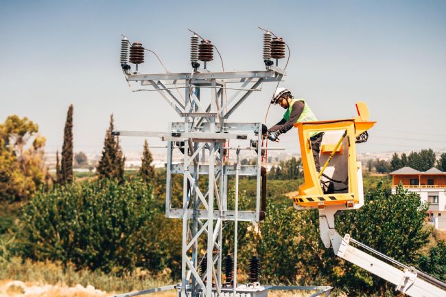 Toroslar EDAŞ Mersin’in enerji altyapısını güçlendiriyor